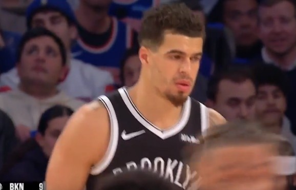 世界杯直播入口-拔哥首球！小迈克尔·波特兜出来弧顶干拔三分 前4投全铁